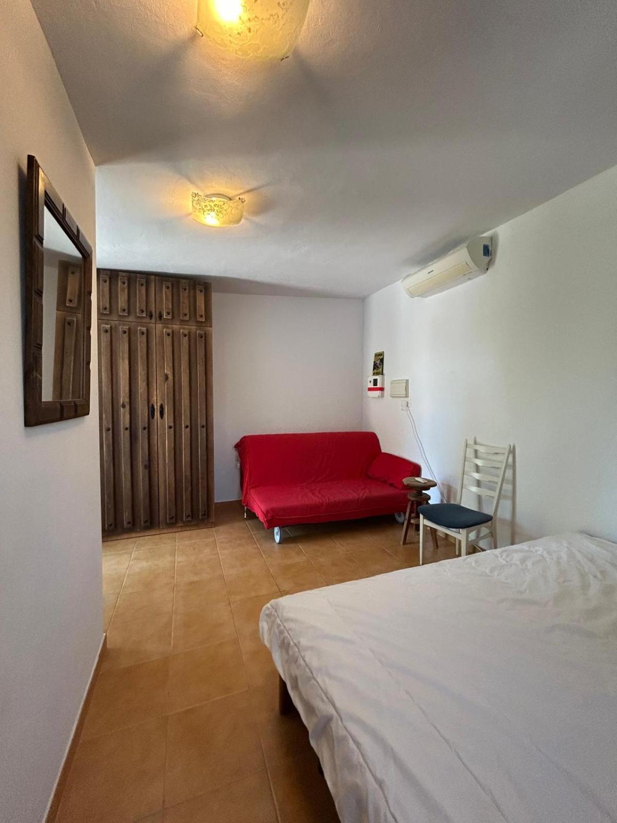Toro Vista Casita - 1-2 Bedrooms Sayalonga ภายนอก รูปภาพ